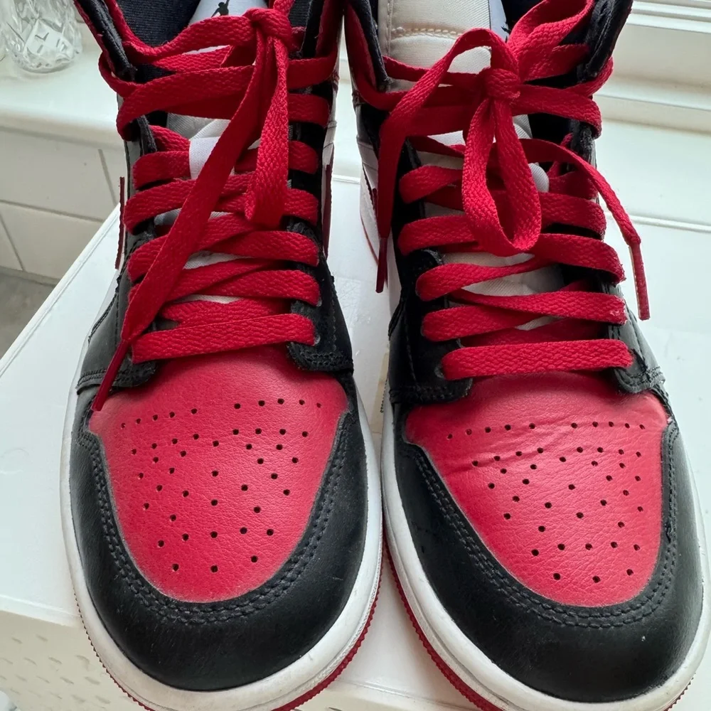 Nike Red White Black Athletic High-Top Sneakers